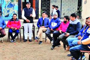 बाजपुर: शिक्षकों ने उठाई पुरानी पेंशन योजना लागू करने की मांग