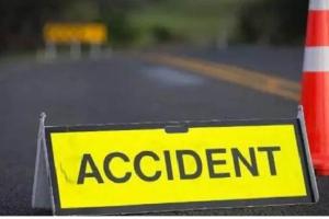 Kanpur Accident : 50 मीटर तक बाइक सवार को घसीटते ले गई लग्जरी कार, हादसे में सब्जी विक्रेता की मौत