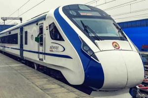UP: बजट में मिल सकती है वंदे भारत ट्रेन की सौगात, आधारभूत सेवाएं बढ़ाने पर हो सकता है जोर
