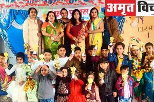 मेरठ : नन्हें-मुन्ने बच्चों के साथ एक प्रयास संस्था ने मनाया गणतंत्र दिवस