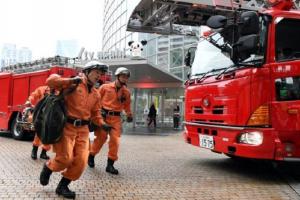 जापान में कोबे शहर के एक अपार्टमेंट में लगी भीषण आग, 4 की मौत 