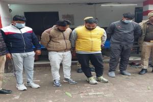 बिजनौर : 20 लाख रुपये फिरौती मांगने पर दो सिपाहियों सहित चार लोग गिरफ्तार