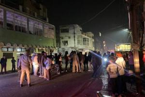 Aligarh News: अलीगढ़ में दो समुदायों के बीच झड़प, जमकर हुआ पथराव, तीन घायल