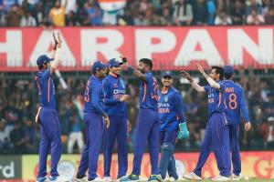 India vs New Zealand : न्यूजीलैंड के खिलाफ टी20 में वनडे का प्रदर्शन दोहराने उतरेगी भारतीय टीम 