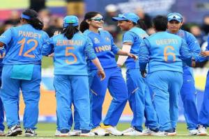 विश्व कप से पहले त्रिकोणीय श्रृंखला भारतीय महिला क्रिकेट टीम के लिये कठिन परीक्षा 