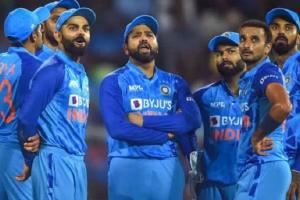 IND vs NZ: दूसरे वनडे से पहले टीम इंडिया को लगा झटका, आईसीसी ने ठोका 60 प्रतिशत  मैच फीस का जुर्माना