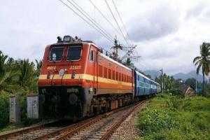 जौनपुर: ट्रेन से कटकर 51 भेड़ों समेत चरवाहे की हुई दर्दनाक मौत