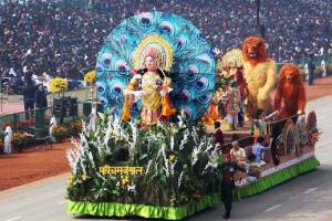  गणतंत्र दिवस पर पश्चिम बंगाल की झांकी में दिखेगा दुर्गा पूजा का उत्साह