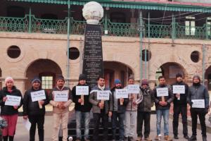 हल्द्वानी: एनपीए रोके जाने के विरोध में उतरे आईवीआरआई के वैज्ञानिक