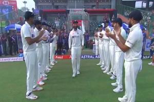 IND vs AUS: 100 टेस्ट खेलने वाले 13वें  भारतीय खिलाड़ी बने Pujara, इन दिग्गजों ने दी बधाई, BCCI ने भी शेयर किया स्पेशल पोस्ट