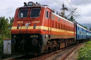 मुरादाबाद : रेल यात्रियों के लिए खुशखबरी! होली पर चलेंगी स्पेशल ट्रेनें...तैयारियां शुरू