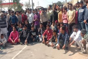 रामपुर : खंभे पर तार जोड़ने चढ़े संविदा कर्मी की करंट लगने से मौत