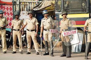 पाकिस्तान प्रशिक्षित आतंकवादी के मुंबई में होने की सूचना, पुलिस हाई अलर्ट 