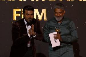 HCA Film Awards 2023 : Rajamouli की RRR को चार कैटेगरी में मिला अवॉर्ड, ऑस्कर से पहले मिली बड़ी जीत 