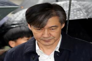 South Korea के पूर्व कानून मंत्री को पद के दुरुपयोग मामले में दो साल की जेल 