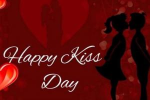 Kiss Day 2023: अपने पार्टनर का इस खास चीज से कराएं मुंह मीठा, आपका किस डे बन जाएगा यादगार 
