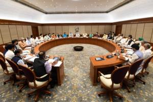 केंद्रीय मंत्रिमंडल ने दी 22वें विधि आयोग का कार्यकाल अगस्त 2024 तक बढ़ाने को मंजूरी 