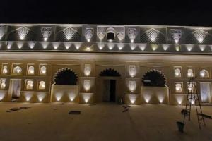  महाराष्ट्र : सत्रहवीं शताब्दी का सोनेरी महल रोशनी से जगमगाया 