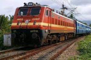 बरेली: पूर्णागिरी मां के दर्शन को रेलवे चलाएगा मेला स्पेशल ट्रेन
