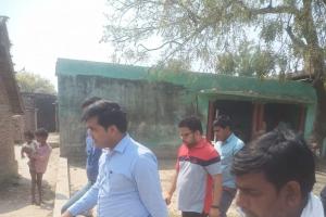 बहराइच: प्राथमिक विद्यालय की जमीन का बीएसए ने लिया जायजा, ग्रामीणों ने की थी डीएम से शिकायत, जानें मामला