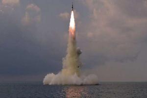 अमेरिका व दक्षिण कोरिया के सैन्य अभ्यास के बीच उत्तर कोरिया ने परीक्षण गतिविधियां कीं तेज, समुद्र में दागी मिसाइल 