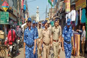 बहराइच: शहर में आरएएफ, पीएससी और पुलिस की बूट से सहमे लोग, होली और शब ए बारात पर किया पैदल मार्च