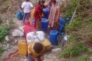 गरमपानी: ग्रामीणों के हलक रहे सूख, अधिकारी बैठकों से गायब