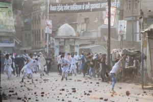 Kanpur Violence : नई सड़क हिंसा की जांच SIT ने की पूरी, आरोपियों के अवैध संपत्तियों का खंगाला जा रहा ब्यौरा