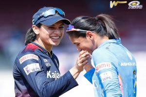WPL 2023 : RCB ने मुंबई इंडियंस  को दिया 126 रनों का लक्ष्य, Amelia Kerr ने चटकाए 3 विकेट