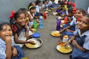 विशाल रसोई के जरिए सरकारी स्कूलों के 50000 छात्रों को पौष्टिक मिलेगा मिड डे मील 