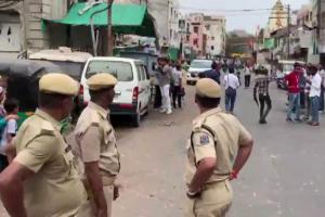 गुजरात: वडोदरा में रामनवमी पर निकाली जा रही शोभायात्रा पर पथराव, मस्जिद के सामने दो गुटों के बीच टकराव