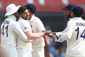 टीम के वन मैन आर्मी बने उमेश यादव, भारत को दिलाई वापसी, ऑस्ट्रेलिया को 197 रनों पर समेटा