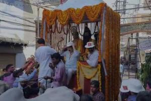 बरेली: बड़ी बमनपुरी से निकली ऐतिहासिक राम बारात, सुरक्षा के पुख्ता इंतजाम