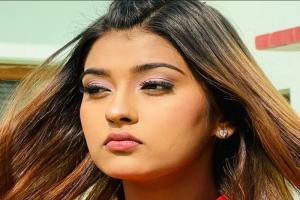 वाराणसी: भोजपुरी अभिनेत्री आकांक्षा दुबे आत्‍महत्‍या मामले में CBI जांच की मांग 