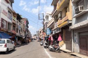 हल्द्वानी: शहर की सड़कों पर सन्नाटा, बैराज पर पुलिस का पहरा