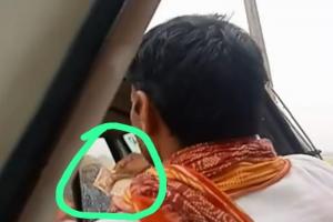 बहराइच में पुलिस कर्मी का लकड़ी ठेकेदार से रुपये लेते Video Viral  