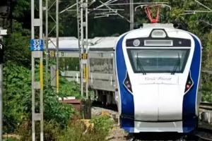 ‘वंदे भारत' ट्रेन मॉडल को किया गया पुणे के रेल संग्रहालय में प्रदर्शित 