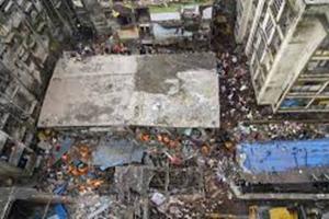 महाराष्ट्र में इमारत गिरी : एक और शव बरामद, मरने वालों की संख्या चार हुई 