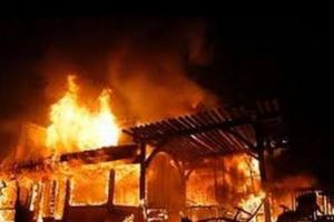 Kashipur Fire: गोशाला में आग लगने से दो मवेशी व एक युवक झुलसा, इलाज जारी, तहसीलदार ने किया घटनास्थल का निरीक्षण