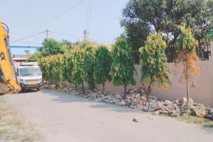Haldwani News: जिला विकास प्राधिकरण ने अवैध निर्माण पर की कार्रवाई, नीलांचल कॉलोनी में गरजा बुलडोजर