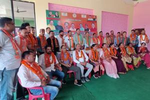 हल्द्वानीः पार्टी का कुनबा बढ़ाने में जुटी BJP, कमलुवागांजा में चलाया सदस्यता अभियान