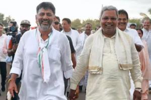 कर्नाटक: नए मुख्यमंत्री को लेकर कांग्रेस मुख्यालय में गहमा गहमी