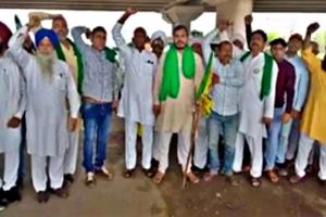 पहलवानों के समर्थन में दिल्ली को ओर बढ़ रहे किसान नेताओं को लिया गया हिरासत में : किसान संगठन 