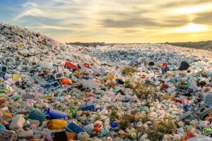 हल्द्वानी: हर रोज 10 मिट्रिक टन प्लास्टिक कूड़ा डंप हो रहा है ट्रंचिंग ग्राउंड में