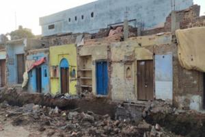 अयोध्या : रामपथ पर बेघर हुए व्यापारियों को अभी तक नहीं मिलीं दुकानें