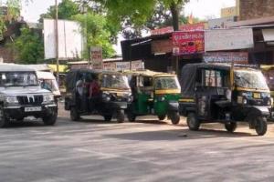 अयोध्या : बीकापुर क्षेत्र में अवैध टैक्सी स्टैंड की भरमार