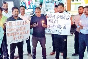 Rudrapur News: ट्रेड यूनियन ने की भाजपा सांसद बृजभूषण की गिरफ्तारी की मांग, महिला पहलवानों के समर्थन में निकाला कैंडल मार्च