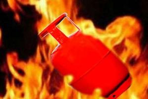 हरदोई: दुल्हन के घर सिलेंडर में हुआ विस्फोट, एक की मौत, दहेज का सामान जला