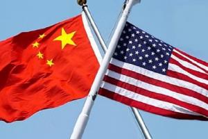 अमेरिका और चीन के व्यापार मंत्रियों ने एक-दूसरे के प्रतिबंधों पर जताई चिंता 