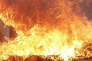 गौतमबुद्ध नगर : गोदाम में लगी भीषण आग, कोई हताहत नहीं 